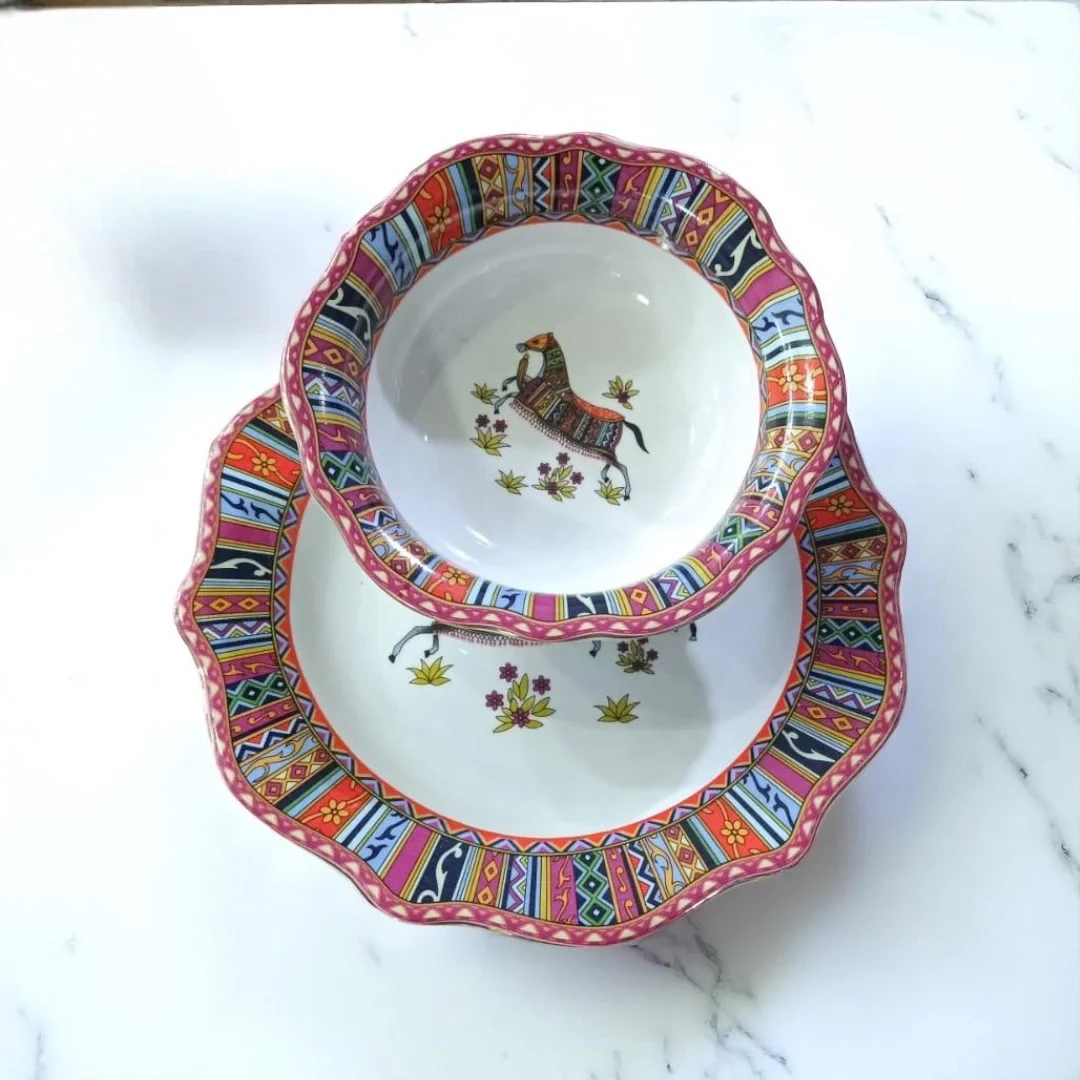 12 Parça At Desenli Porselen Kase ve Tabak Takımı – Etnik Desenli