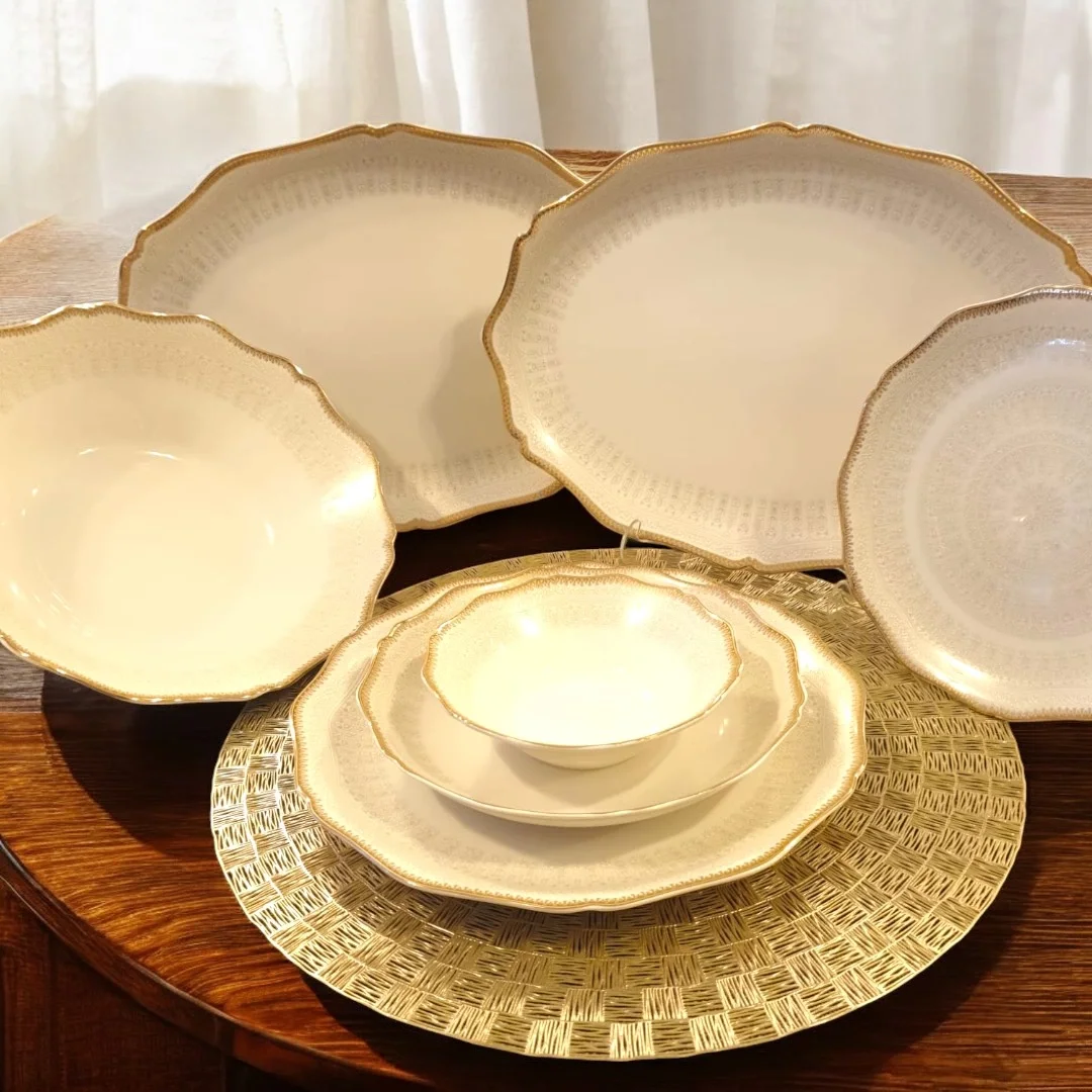 Elizabeth Lüks Altın İşleme Detaylı Porselen 28 Parça 6 Kişilik Yemek Takımı