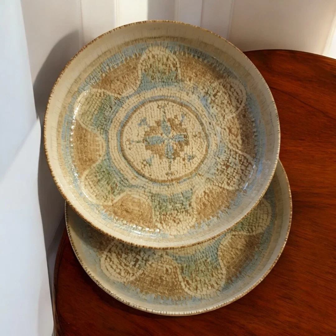 Etnik Esintili Mozaik Desenli Porselen Makarna Tabağı - Sofranıza Sanatsal Bir Dokunuş Katın