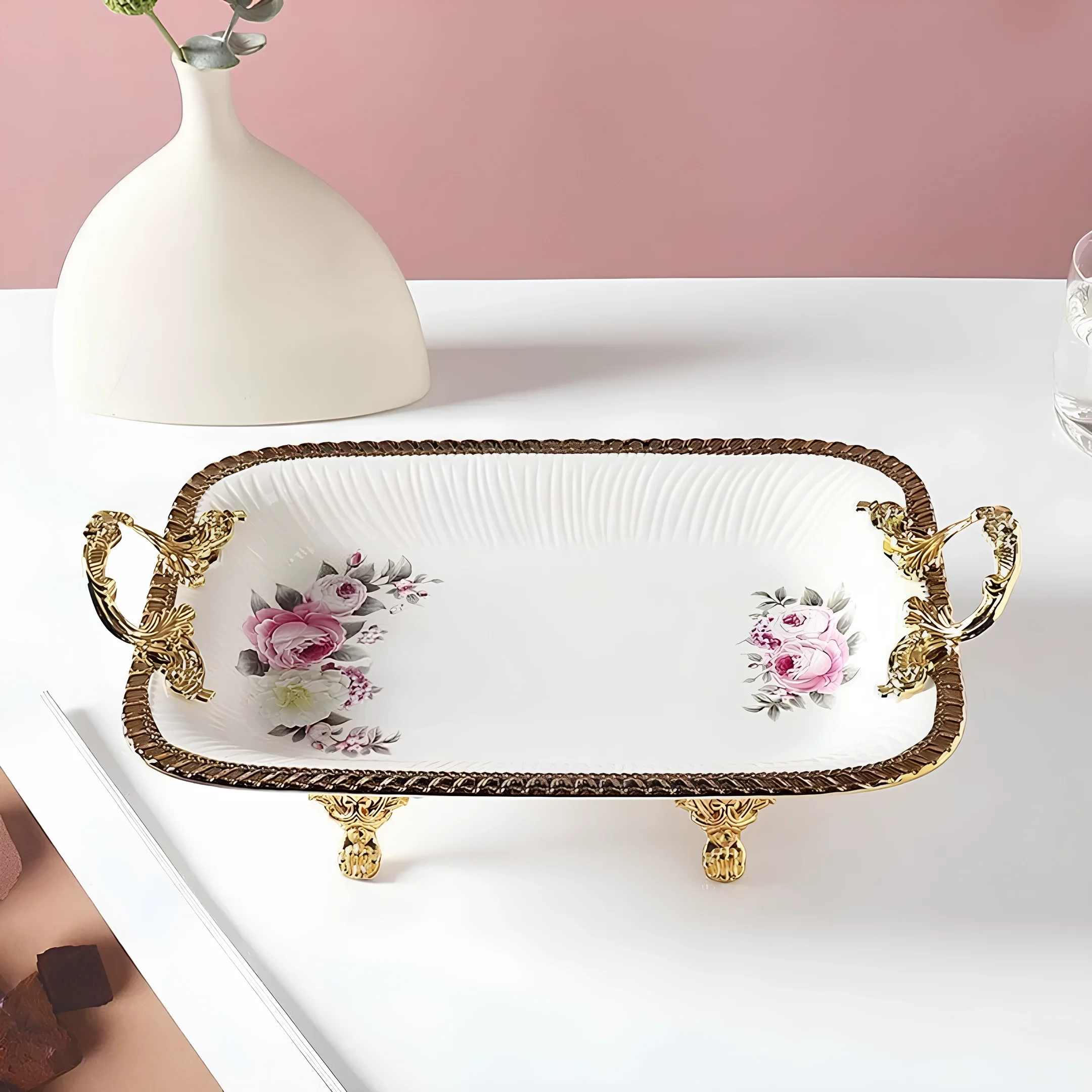 Altın Detaylı Porselen Servis Tabağı