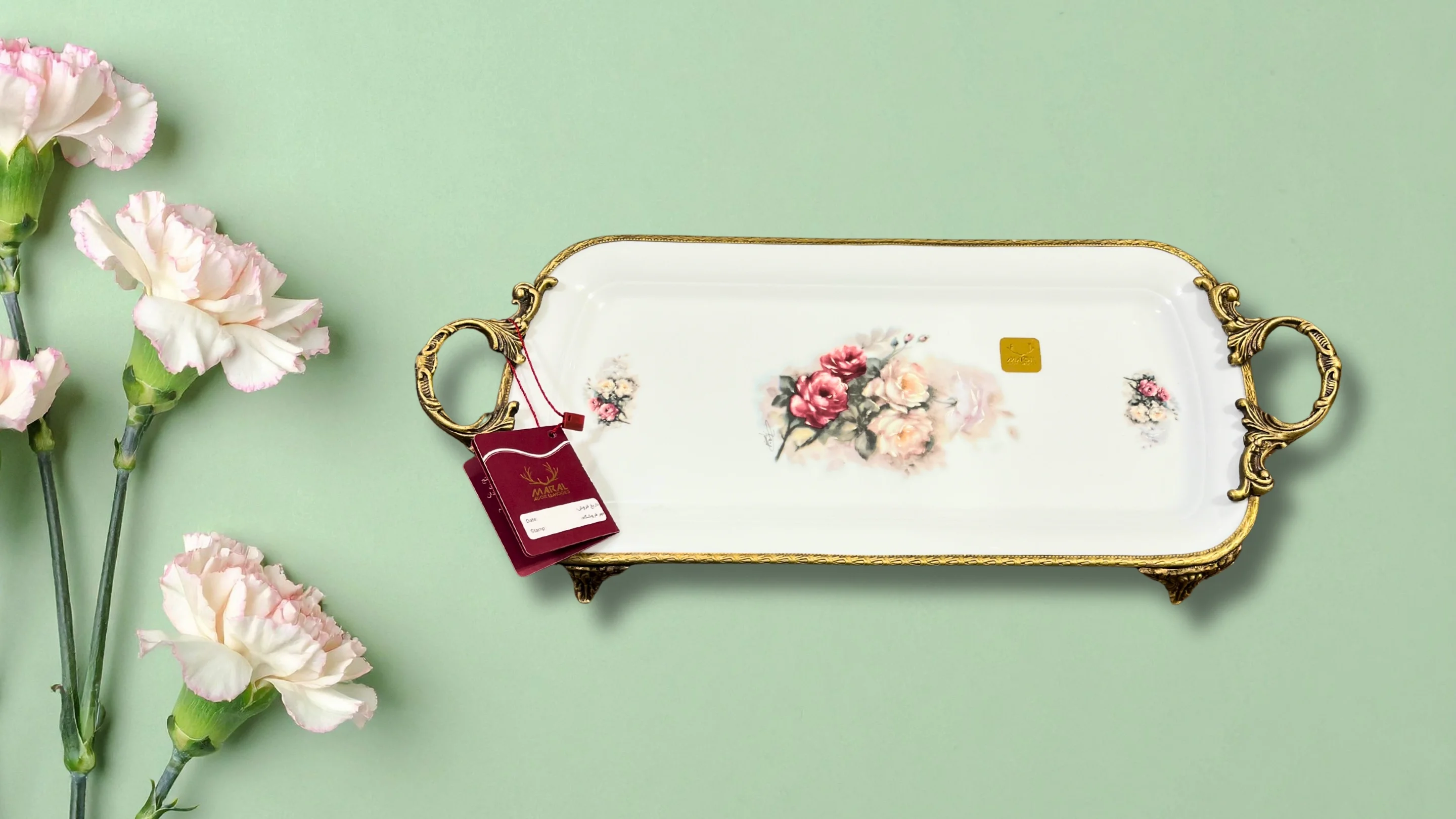 Çiçek Desenli Porselen Dikdörtgen Sunum Tepsisi – Altın Detaylı, Metal Kulplu