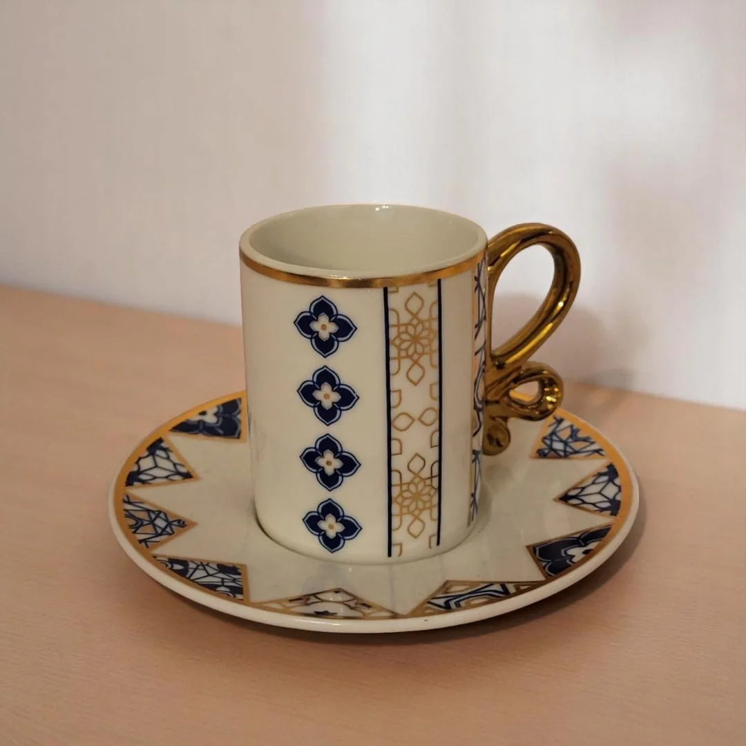 6 Kişilik Desenli Gold Detaylı Porselen Kahve Fincan Seti