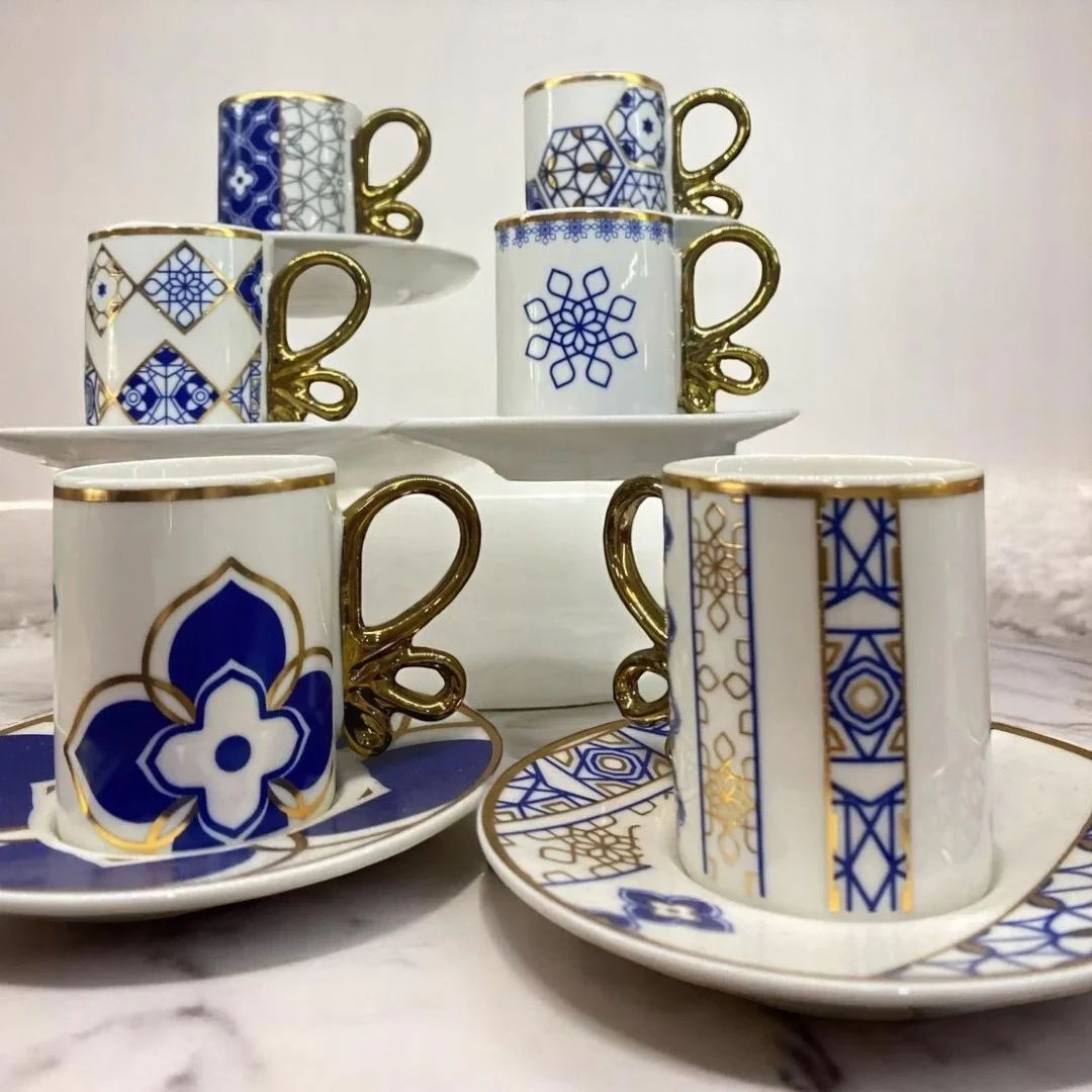 6 Kişilik Desenli Gold Detaylı Porselen Kahve Fincan Seti