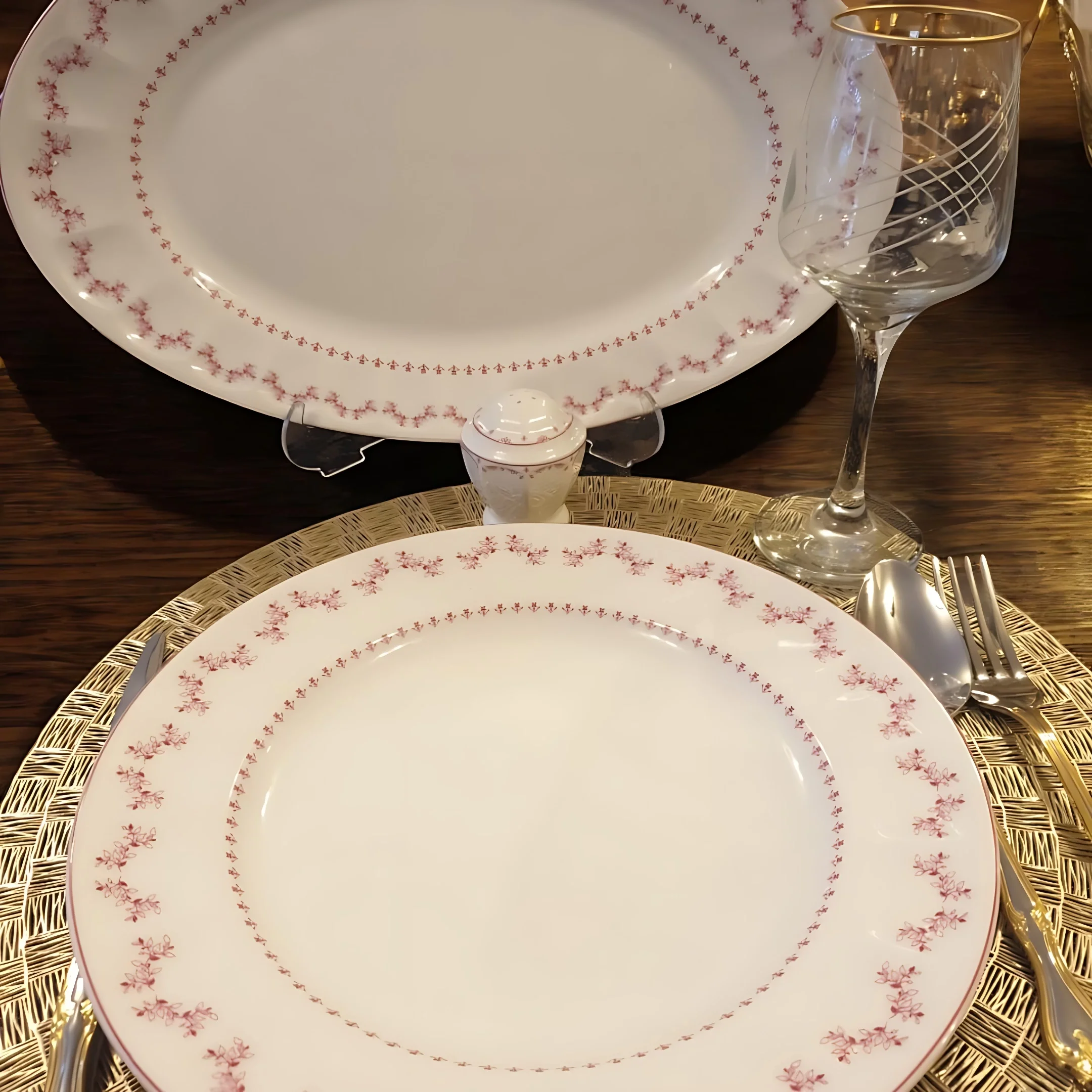 Zarin Iran Porselen 28 Parça 6 Kişilik Yemek Takımı